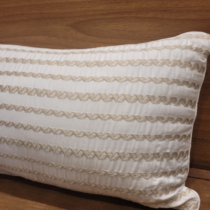 ALMOFADA 30X50 BUD LUXUS LIPARI BRANCO/BEGE