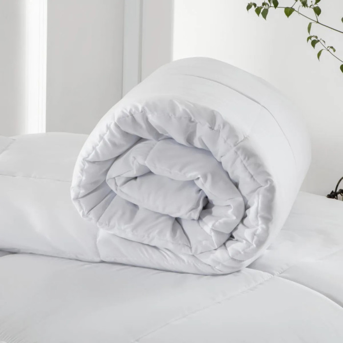 EDREDOM SUPER KING TOQUE DE PÉTALAS BRANCO