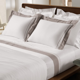 JG LENÇOL QUEEN BORDADOS CETIM 300F ESSENTIAL BEGE