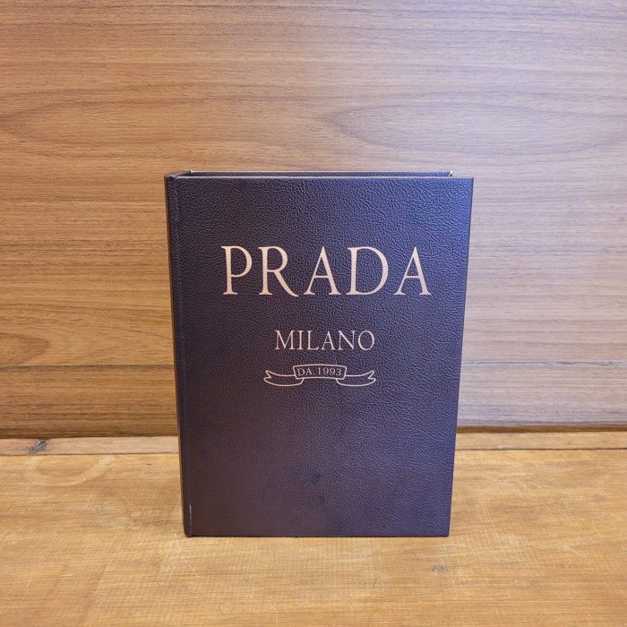 CAIXA LIVRO P PRADA