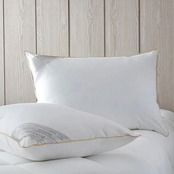 TRAVESSEIRO 50X90 BUD TOQUE DE PLUMA BRANCO