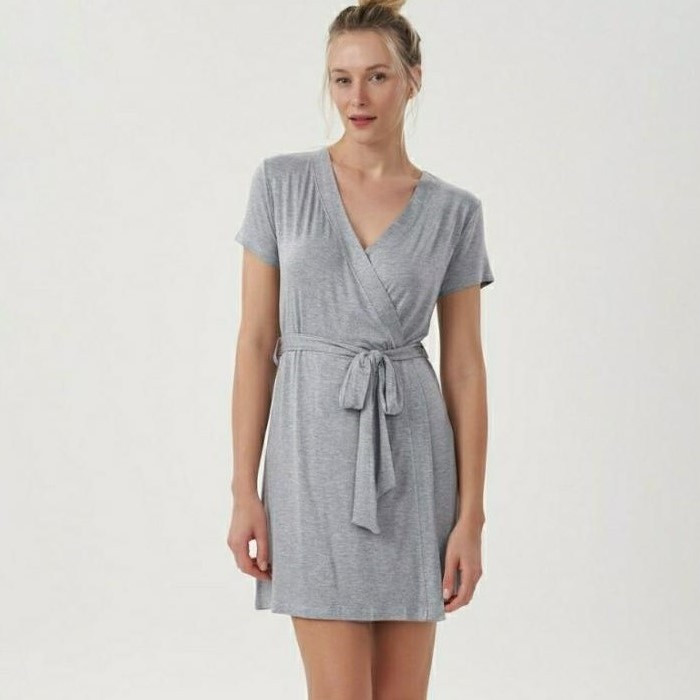 ROBE MANGA CURTA CINZA