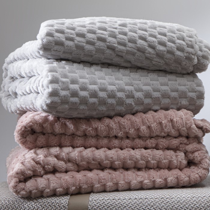 COBERTOR QUEEN 220X240 BLANKET ZURICH PRATA