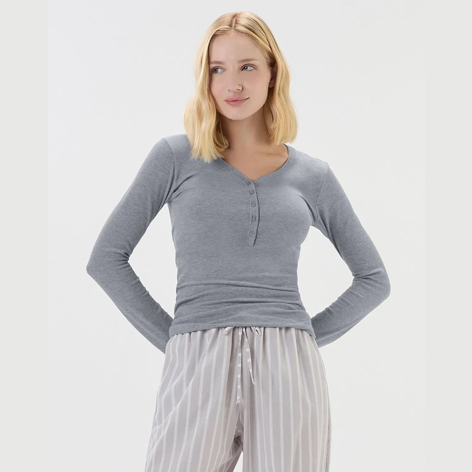 BLUSA FEMININA MANGA LONGA CANELADO VISCO CINZA