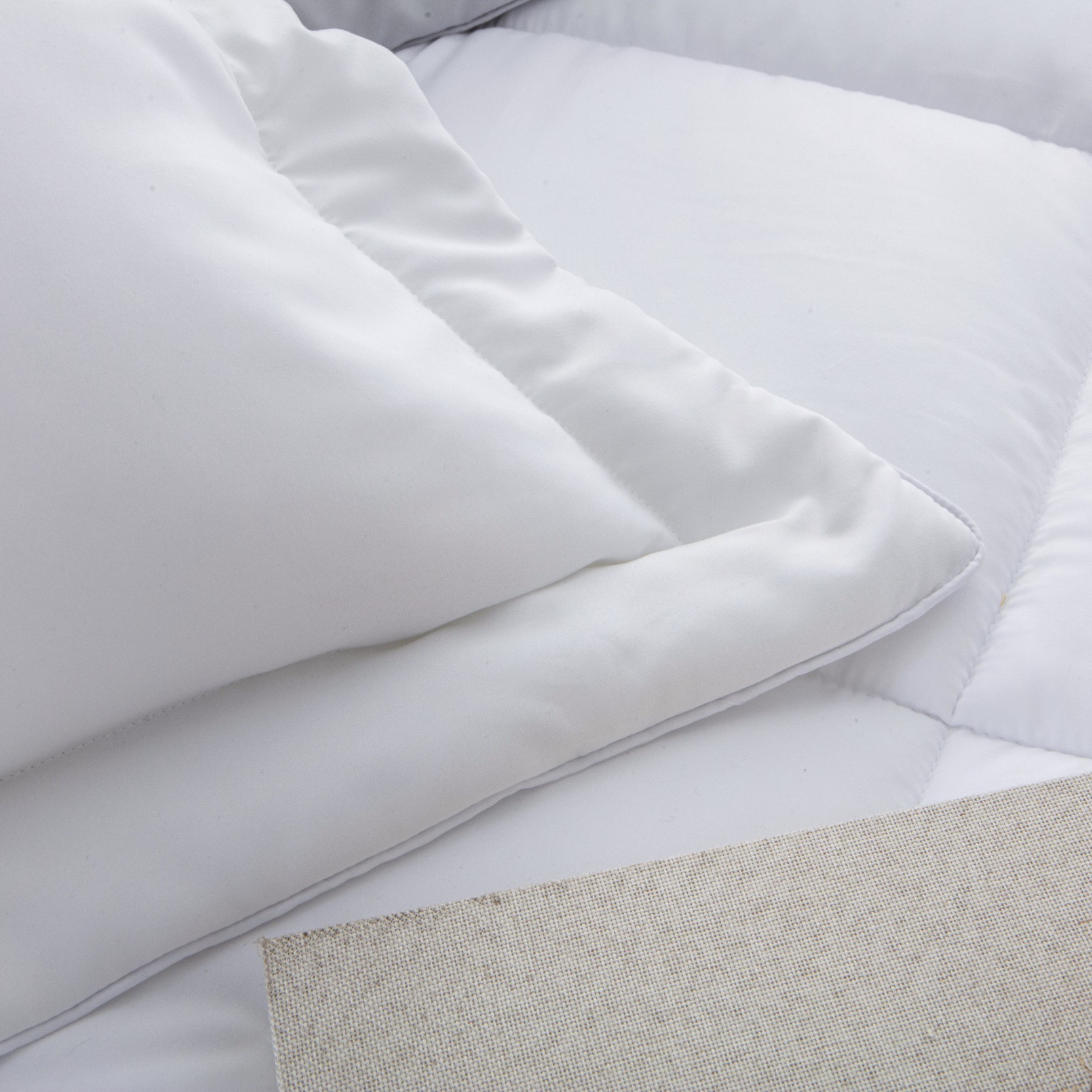 PORTA TRAVESSEIRO 50X70 TOQUE DE PETALAS BRANCO